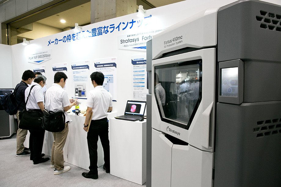 画像4：強度と耐熱性の高さを特徴とする材料押出堆積法／FDM方式、Stratasys社のFortus 450mc