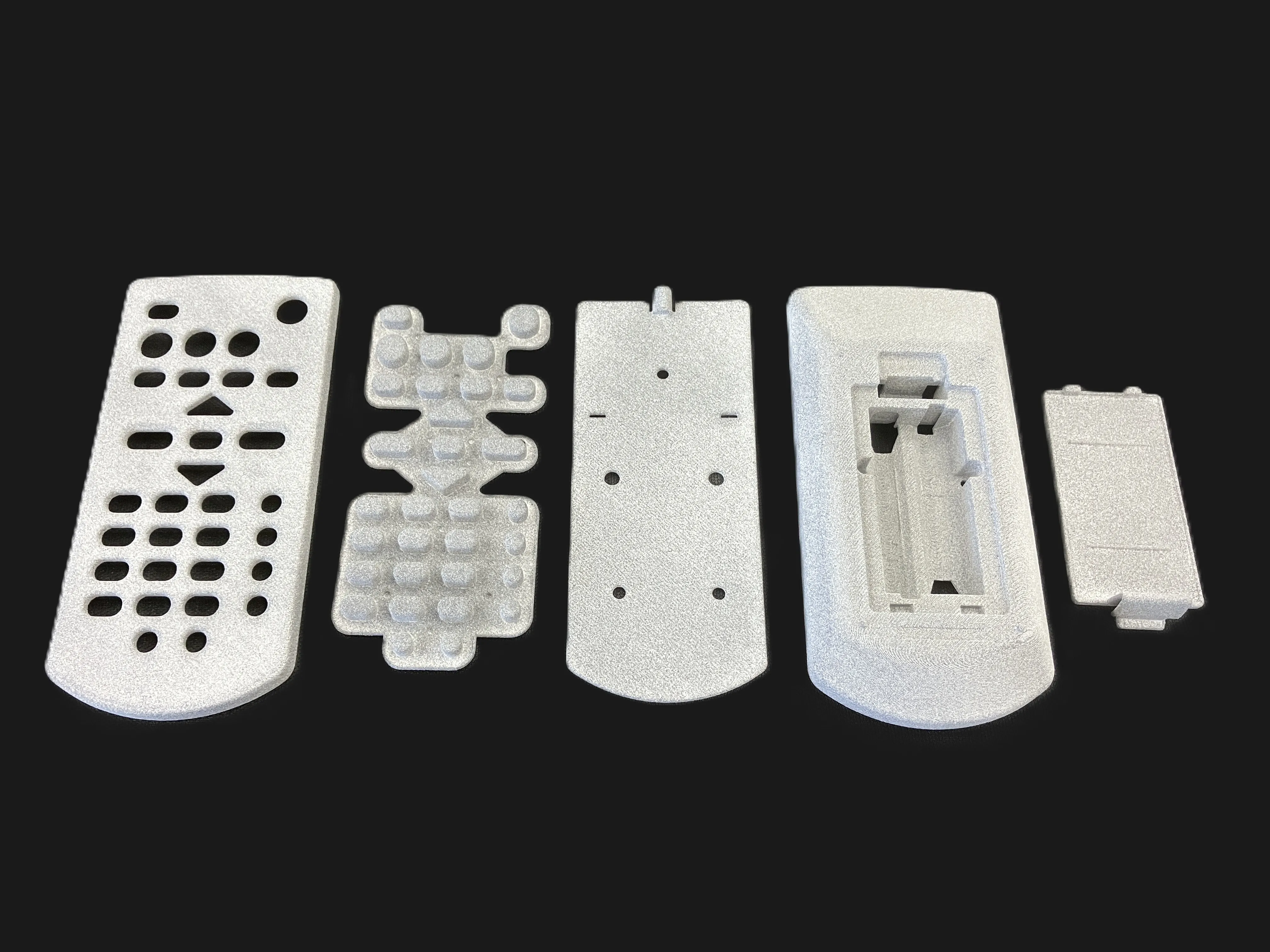 画像：リモコン部材サンプル