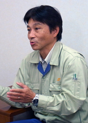 画像：取締役新潟工場長 長谷川道夫様