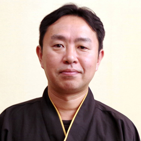 画像：大江戸温泉物語株式会社浦安万華郷 副支配人 井上 悟 様
