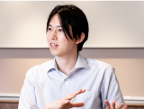 日清紡ホールディングス株式会社 経営戦略センター 財経・情報室 情報システムグループ 高橋 瑛 様