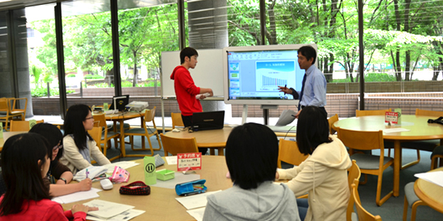 熊本学園大学付属図書館 様