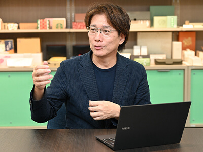 株式会社クラウン・パッケージ執行役員　企画人事部　部長　片桐 登喜夫 様