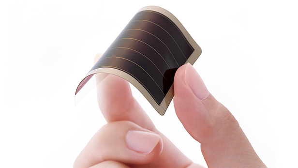 画像：フレキシブル環境発電デバイス（九州大学）