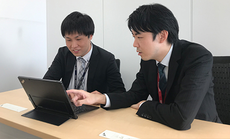画像：迅速な意思決定、オープンなミーティングスペース。_01