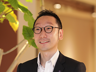日本新薬株式会社 DX統括部 DX推進部 DX企画推進課 課長 松永 堅二 様