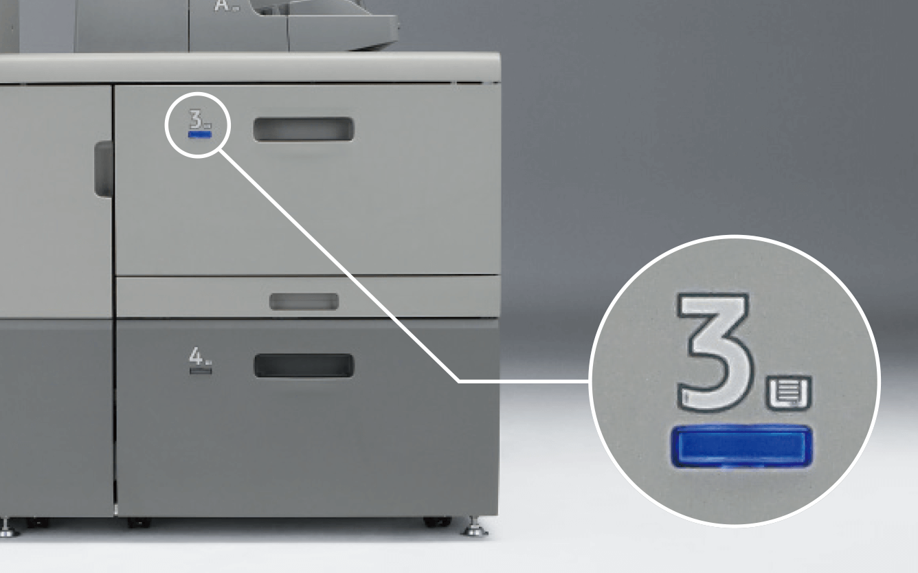 画像：給紙中のトレイが一目でわかる、アクティブトレイインディケーター