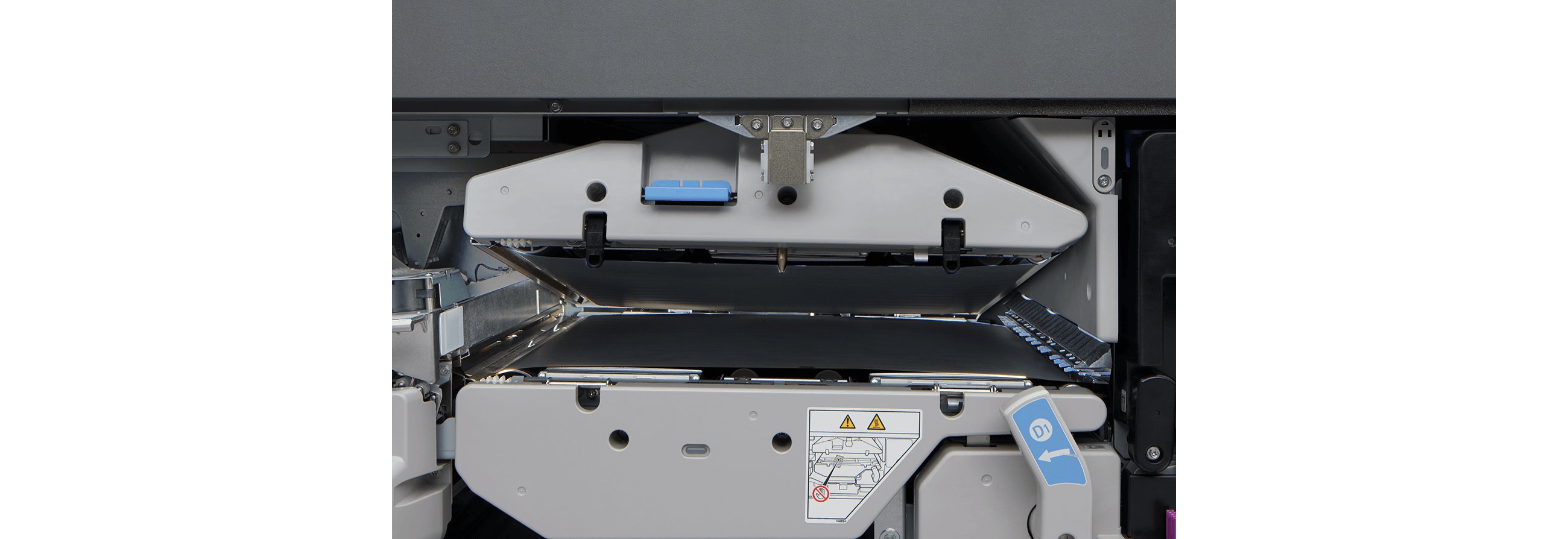 画像：液冷式のストレート用紙冷却ベルトを採用