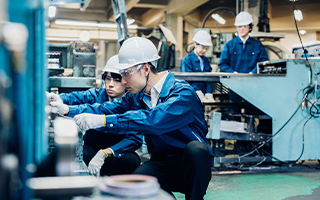 製造業の工場における課題とは？その解決策としての最新自動化技術活用法も合わせて解説